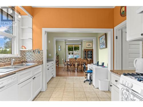 2890 Okanagan Street Lot# 4, Armstrong, BC - Indoor Photo Showing Kitchen With Double Sink