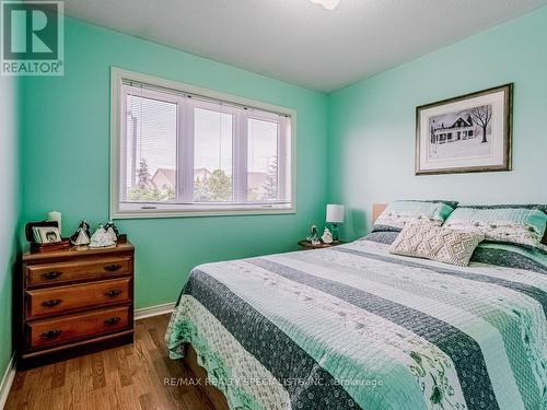 1626 Casablanca Circle, Mississauga, ON - Indoor Photo Showing Bedroom