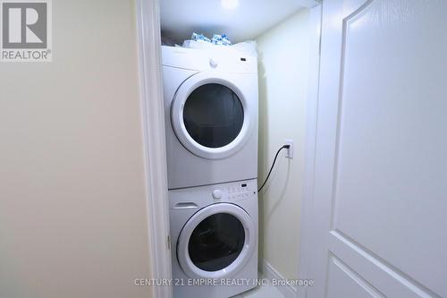 86 Lady Evelyn Crescent, Brampton, ON - Indoor Photo Showing Laundry Room