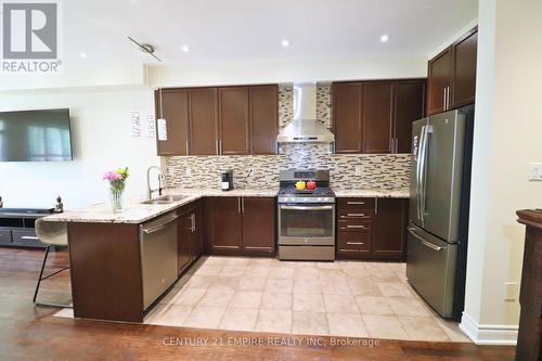 86 Lady Evelyn Crescent, Brampton, ON - Indoor Photo Showing Kitchen With Stainless Steel Kitchen With Upgraded Kitchen