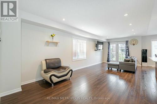 17 Francesco Street, Brampton, ON - Indoor Photo Showing Living Room
