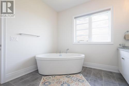 2337 Charles Cornwall Road, Oakville, ON - Indoor Photo Showing Bathroom