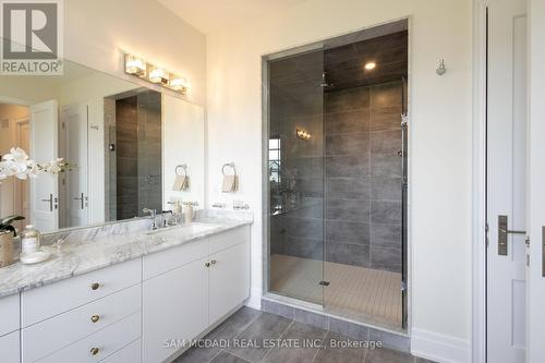 2337 Charles Cornwall Road, Oakville, ON - Indoor Photo Showing Bathroom