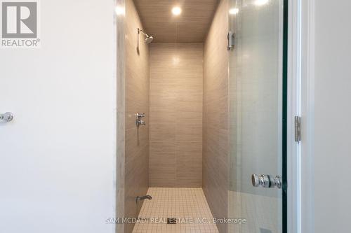 2337 Charles Cornwall Road, Oakville, ON - Indoor Photo Showing Bathroom