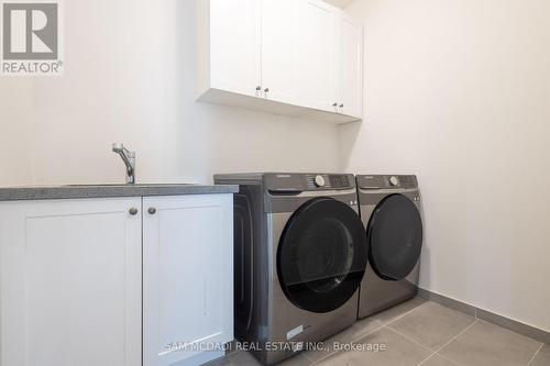 2337 Charles Cornwall Road, Oakville, ON - Indoor Photo Showing Laundry Room