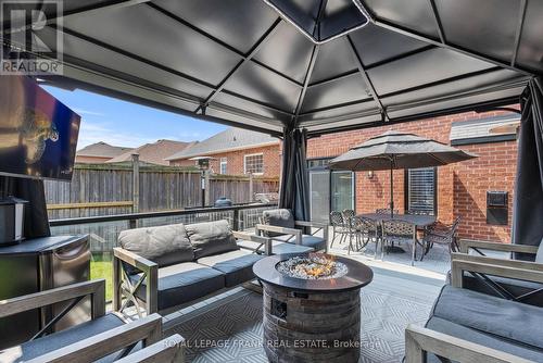 925 Eagle Ridge Drive, Oshawa, ON - Outdoor With Deck Patio Veranda With Exterior