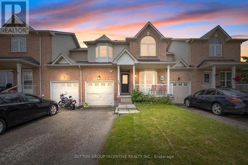 12 Trevino Circle, Barrie, ON - Outdoor With Facade