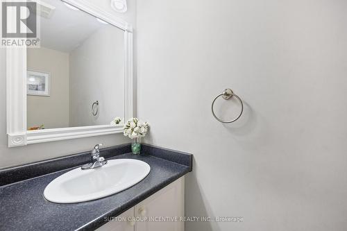 12 Trevino Circle, Barrie, ON - Indoor Photo Showing Bathroom