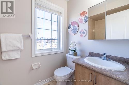 2 Deer Ridge Trail, Caledon, ON - Indoor Photo Showing Bathroom