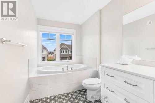 1347 Demers Avenue, Kingston, ON - Indoor Photo Showing Bathroom