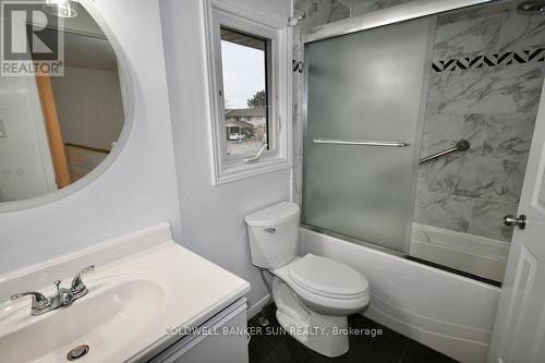 17 - 160 Conway Drive, London, ON - Indoor Photo Showing Bathroom