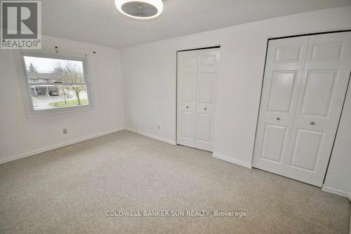 17 - 160 Conway Drive, London, ON - Indoor Photo Showing Other Room
