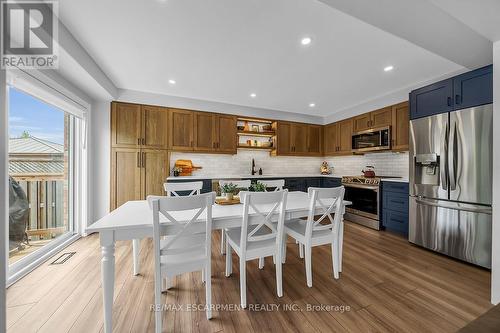 103 Great Oak Trail, Hamilton, ON - Indoor Photo Showing Kitchen With Stainless Steel Kitchen With Upgraded Kitchen