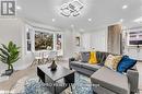 164 East 31St Street, Hamilton, ON  - Indoor Photo Showing Living Room 