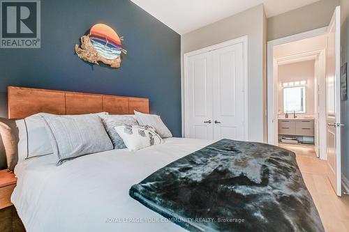 803 - 11 Bronte Road, Oakville, ON - Indoor Photo Showing Bedroom