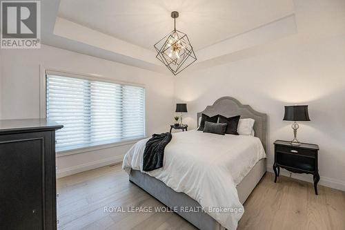 35 Huntley Crescent, Kitchener, ON - Indoor Photo Showing Bedroom