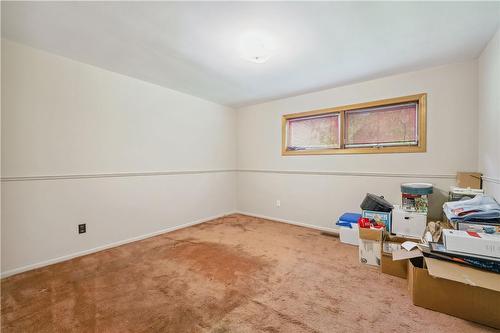 4 Edinburgh Drive, St. Catharines, ON - Indoor Photo Showing Other Room