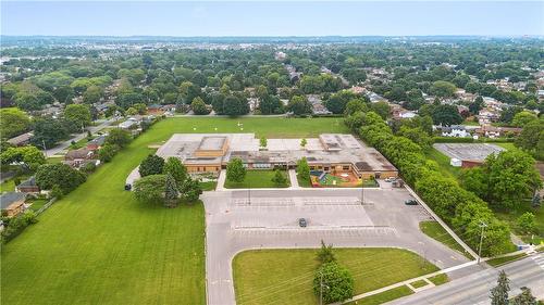 4 Edinburgh Drive, St. Catharines, ON - Outdoor With View