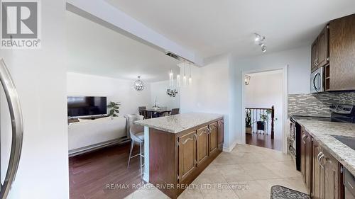 27 Shoreland Crescent, Toronto (Woburn), ON - Indoor Photo Showing Kitchen