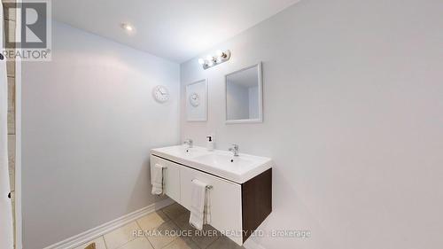 27 Shoreland Crescent, Toronto (Woburn), ON - Indoor Photo Showing Bathroom