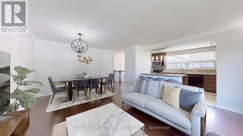 27 Shoreland Crescent, Toronto (Woburn), ON - Indoor Photo Showing Living Room