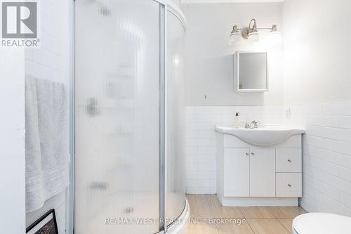 55 Lynd Avenue, Toronto, ON - Indoor Photo Showing Bathroom