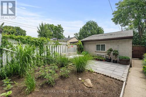 55 Lynd Avenue, Toronto, ON - Outdoor