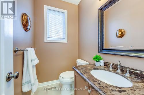 2018 Heatherwood Drive, Oakville, ON - Indoor Photo Showing Bathroom