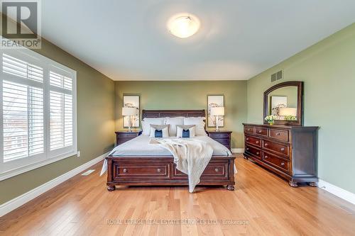 2018 Heatherwood Drive, Oakville, ON - Indoor Photo Showing Bedroom