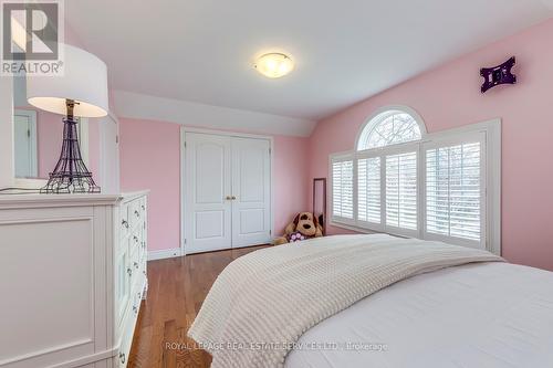 2018 Heatherwood Drive, Oakville, ON - Indoor Photo Showing Bedroom