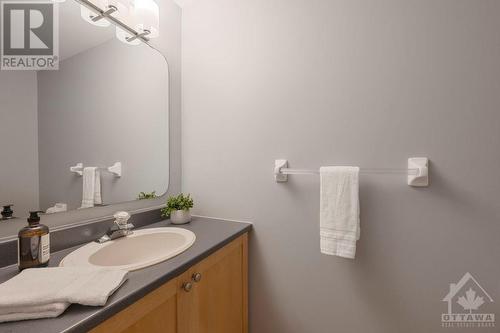 97 Bishops Mills Way, Ottawa, ON - Indoor Photo Showing Bathroom