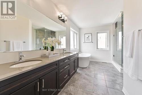 40 Stanley Greene Boulevard, Toronto, ON - Indoor Photo Showing Bathroom