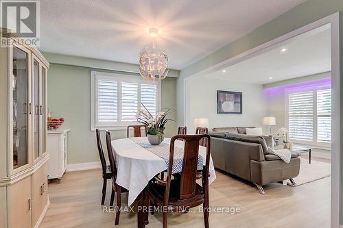 3410 Charmaine Heights, Mississauga, ON - Indoor Photo Showing Dining Room