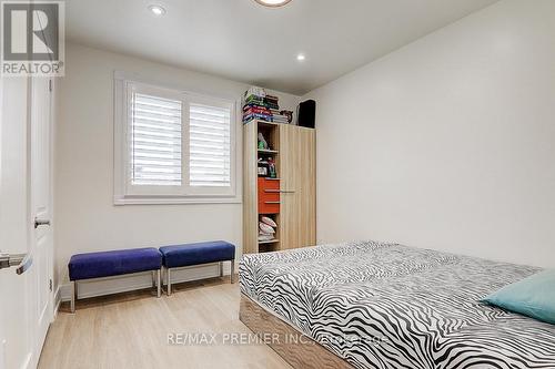 3410 Charmaine Heights, Mississauga, ON - Indoor Photo Showing Bedroom