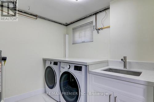 3410 Charmaine Heights, Mississauga (Mississauga Valleys), ON - Indoor Photo Showing Laundry Room