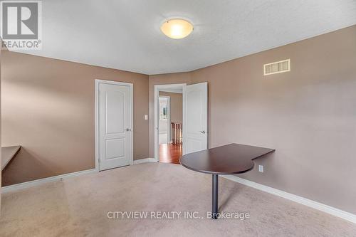 1348 Baseline Road, Hamilton, ON - Indoor Photo Showing Other Room
