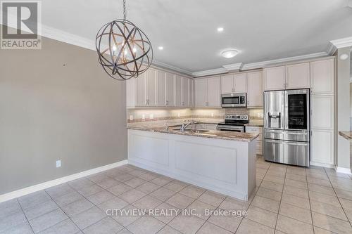 1348 Baseline Road, Hamilton, ON - Indoor Photo Showing Kitchen