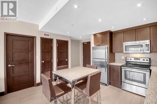 513 - 1235 Richmond Street, London, ON - Indoor Photo Showing Kitchen With Stainless Steel Kitchen