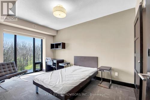 513 - 1235 Richmond Street, London, ON - Indoor Photo Showing Bedroom