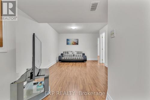 2 - 714 Willow Road, Guelph, ON - Indoor Photo Showing Other Room