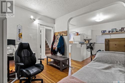 213 8Th Street E, Saskatoon, SK - Indoor Photo Showing Bedroom