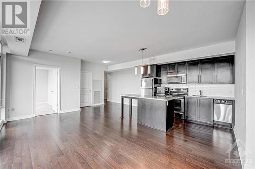 238 Besserer Street Unit#1001, Ottawa, ON - Indoor Photo Showing Kitchen