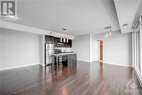 238 Besserer Street Unit#1001, Ottawa, ON - Indoor Photo Showing Kitchen