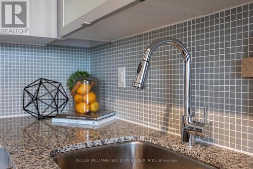 Ph11E - 36 Lisgar Street, Toronto, ON - Indoor Photo Showing Kitchen