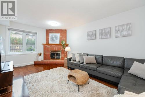 4778 Crystal Rose Drive, Mississauga, ON - Indoor Photo Showing Living Room With Fireplace