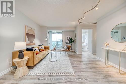 1109 - 23 Lorraine Drive, Toronto, ON - Indoor