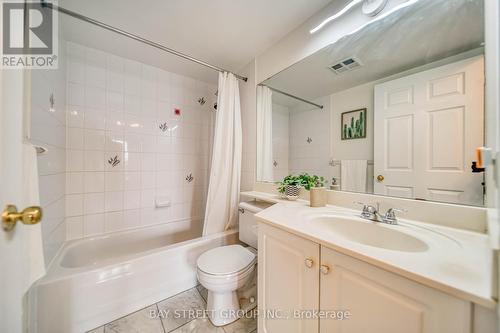 1109 - 23 Lorraine Drive, Toronto, ON - Indoor Photo Showing Bathroom