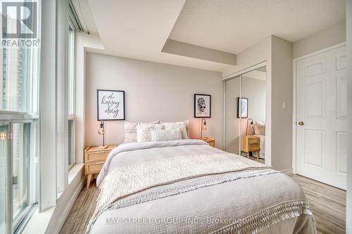 1109 - 23 Lorraine Drive, Toronto, ON - Indoor Photo Showing Bedroom