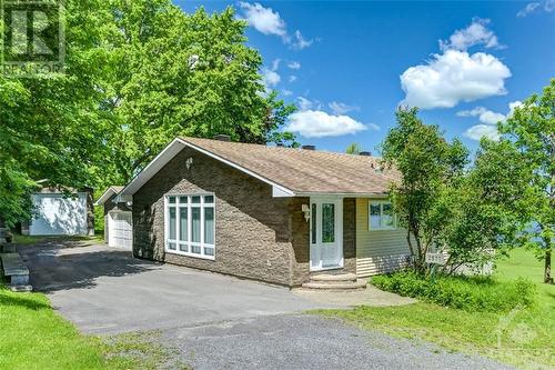 2577 Highway 174 Road, Ottawa, ON - Outdoor