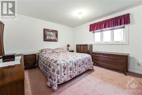 2577 Highway 174 Road, Ottawa, ON - Indoor Photo Showing Bedroom